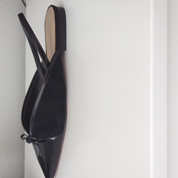 Ann Taylor Patent/Suede Black Slingback Flats- Size 7.5 - Picture 5 of 6